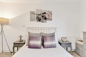 Basic-Apartment | 2 Schlafzimmer, Bügeleisen/Bügelbrett, Bettwäsche