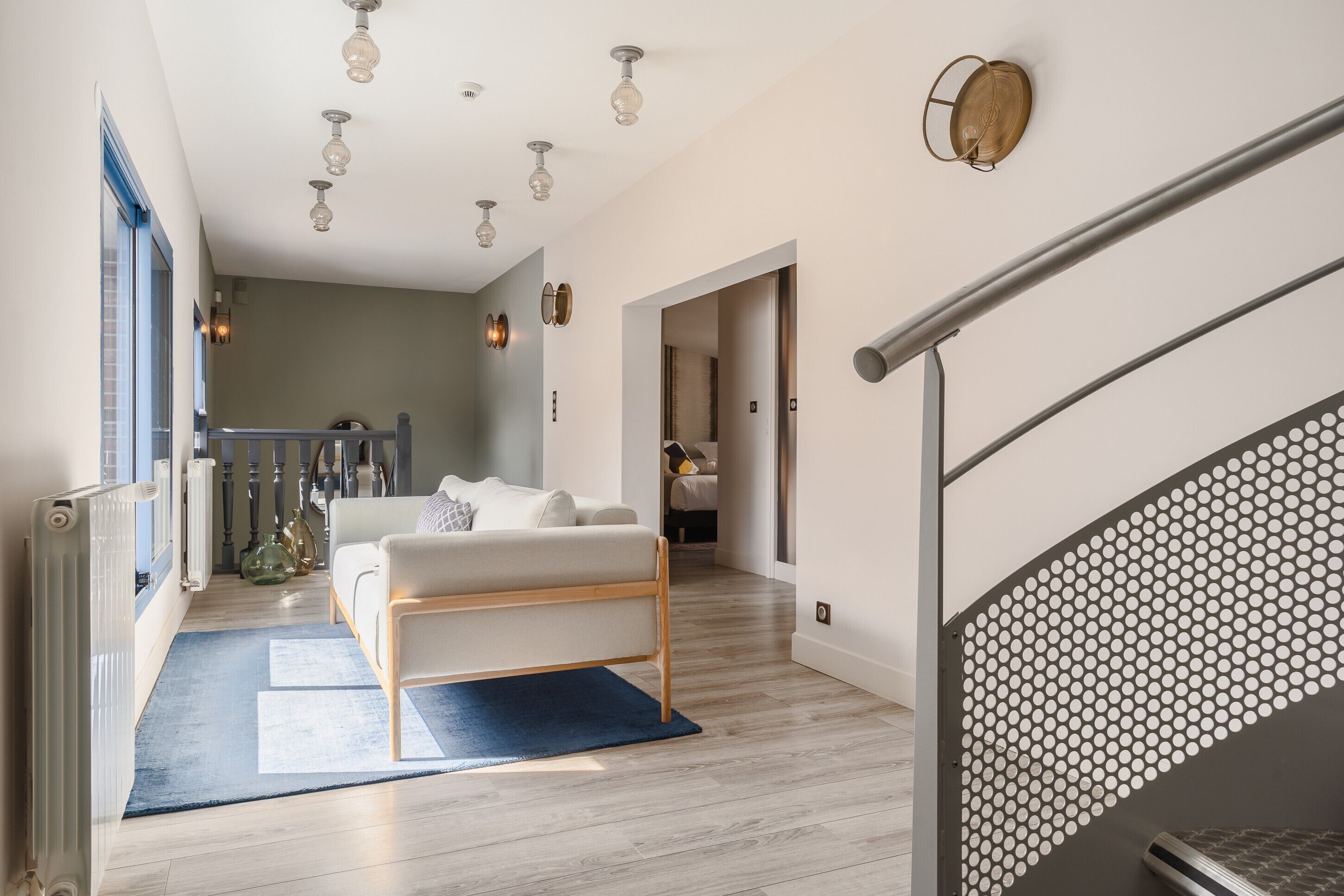 15-inch flat-screen TV with satellite channels