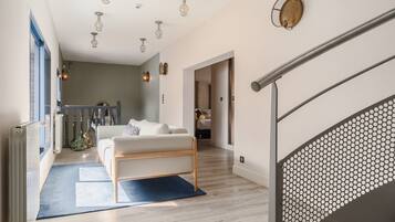 15-inch flat-screen TV with satellite channels