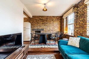 Apartment | Living room