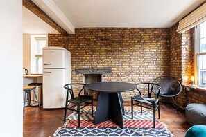 Apartment | Living room - Charming Shoreditch Apartment (London)