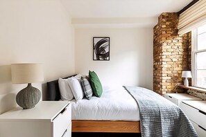 Apartment | 1 bedroom, free WiFi - Charming Shoreditch Apartment (London)