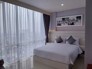 Familiesuite, 2 soverom | Skrivebord, skrivebord for bærbar PC og wi-fi (inkludert)