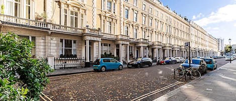 บริเวณภายนอก