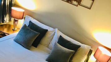 1 bedroom, iron/ironing board, Internet, bed sheets