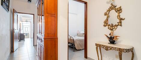 3 bedrooms, iron/ironing board, WiFi