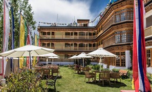 Outdoor dining - The Kaal (Leh)