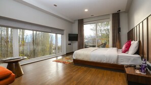 Executive Room | Laptop workspace, free WiFi - The Kaal (Leh)