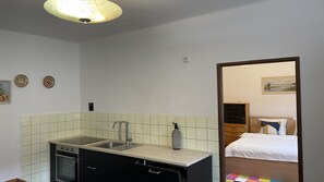 2 bedrooms, Internet, bed sheets, wheelchair access