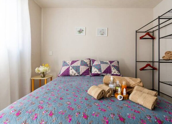 2 Schlafzimmer, Bügeleisen/Bügelbrett, Internetzugang, Bettwäsche