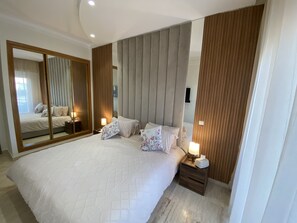 2 quartos, ferros/tábuas de passar roupa, Wi-Fi, roupa de cama