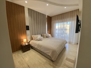 2 dormitorios, tabla de planchar con plancha, wifi y ropa de cama