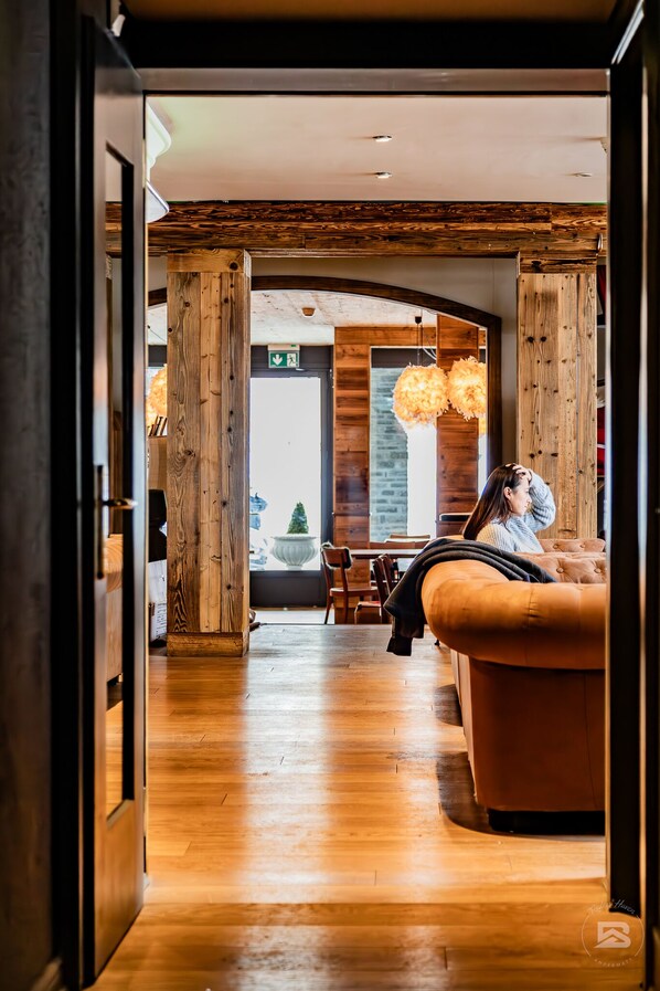 Restaurant - Hotel Bergidyll - Riders Haven (Andermatt)