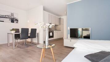 Apartemen Standar | 1 kamar tidur dan didekorasi berbeda-beda