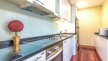 Apartment, 2 Bedrooms, Garden View | Interior