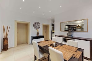 Imagen sin descripción, 5 de 20, botón