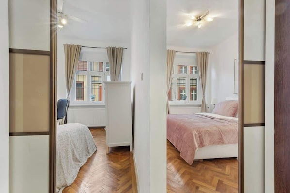 2 chambres, bureau, fer et planche Ă repasser, Wi-Fi