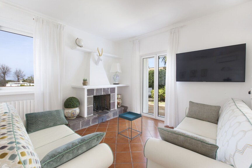 Villa Dama With Private Tub And Shared Pool - Massa Lubrense