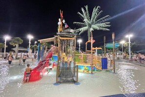 Children’s area - 🌴 The Beach House at Ocean Lakes | 1,600 Sq Ft • Sleeps 8–10 • MH125 • Porch • Trailer Parking (Myrtle Beach)