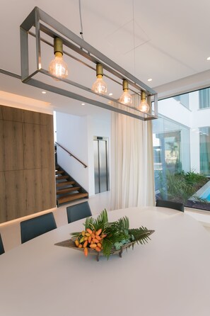 3 Schlafzimmer, Zimmersafe, schallisolierte Zimmer