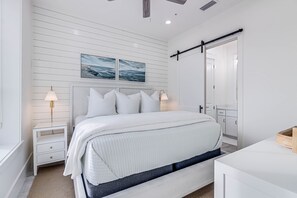 2 bedrooms, iron/ironing board, WiFi, bed sheets - 2nd-Fl, Pet-Friendly Condo@Cinnamon Shore w/ Resort-Like Pools & Amenities! (Port Aransas)