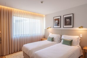 5 chambres, fer et planche à repasser, accès au Wi-Fi (inclus)