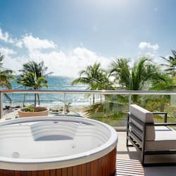 Presidential Room, 1 King Bed, Ocean View | Beach/ocean view