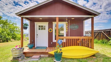 House (1 Bedroom) | Front of property