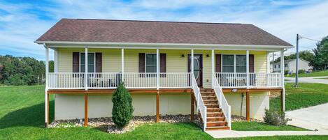 Hus (3 Bedrooms) | Overnatningsstedets facade