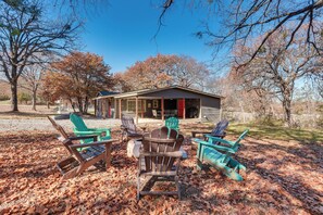 Cottage (4 Bedrooms) | Front of property