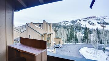 Căn hộ (2 Bedrooms) | Nội thất