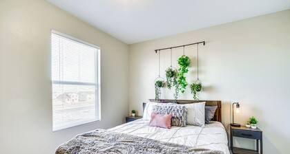 Spacious Utah Home: 34 Mi to Salt Lake City