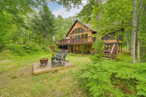 House (3 Bedrooms) | Front of property - Cozy Wisconsin Cabin w/ Deck, Kayaks & Lake Views! (Hayward)
