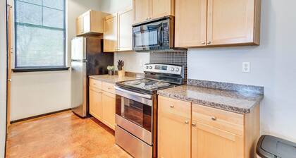 Norman Retreat: 1 Mi to The University of Oklahoma