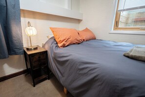 4 soverom, skrivebord, strykejern/-brett og wi-fi (inkludert)