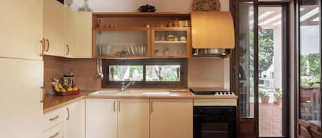 Standard Villa, 5 Bedrooms, 2 Bathrooms (Villa Menhir with pool garden and) | Private kitchen | Fridge, oven, stovetop, coffee/tea maker