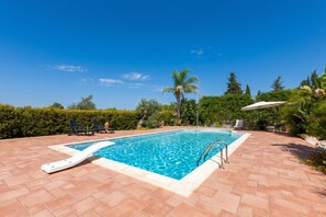 Pool - Villa Menhir with pool garden and tennis (Tuglie)