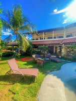 Televisión LED 32 pulgadas con canales de televisión por cable