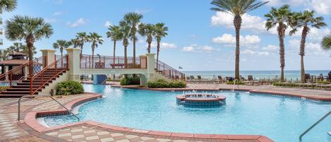 Inomhuspool och uppvärmd pool