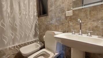 Apartment | Bathroom