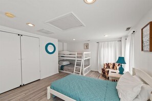 2 bedrooms, WiFi, bed sheets - Ava's Beach Cottage by Seaside Vacations & Sales (Chincoteague Island)