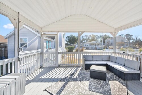 Adorable Dog-Friendly Cottage in the heart of Chincoteague!