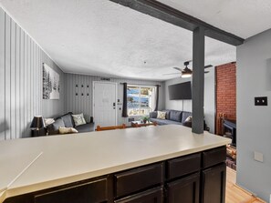 Smart-tv en een open haard