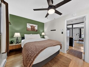 1 bedroom, free WiFi, bed sheets