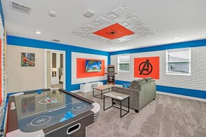 Games room - Last Minute Disney! Private Pool, Hot Tub & Themed Bedrooms. Book Now! #88987 (Orlando)