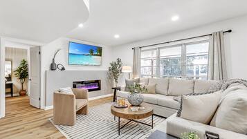 Smart TV, fireplace, table tennis, books