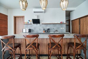 Dining - Sleek Villa with Terraces and Private Pools (La Veleta, Tulum)