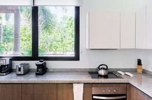 Private kitchen - Modern Apartment with Pool View and Fast Wi-Fi (Aldea Zama, Tulum)