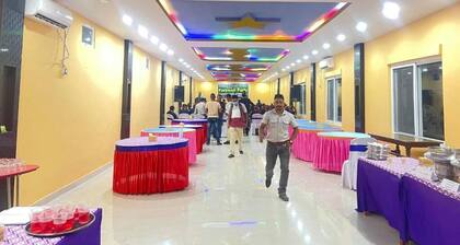 Hotel Darshan- Double room #4