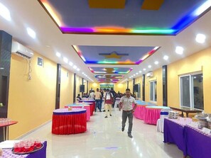 Dining -
Hotel Darshan- Double room #5
(Birendranagar)